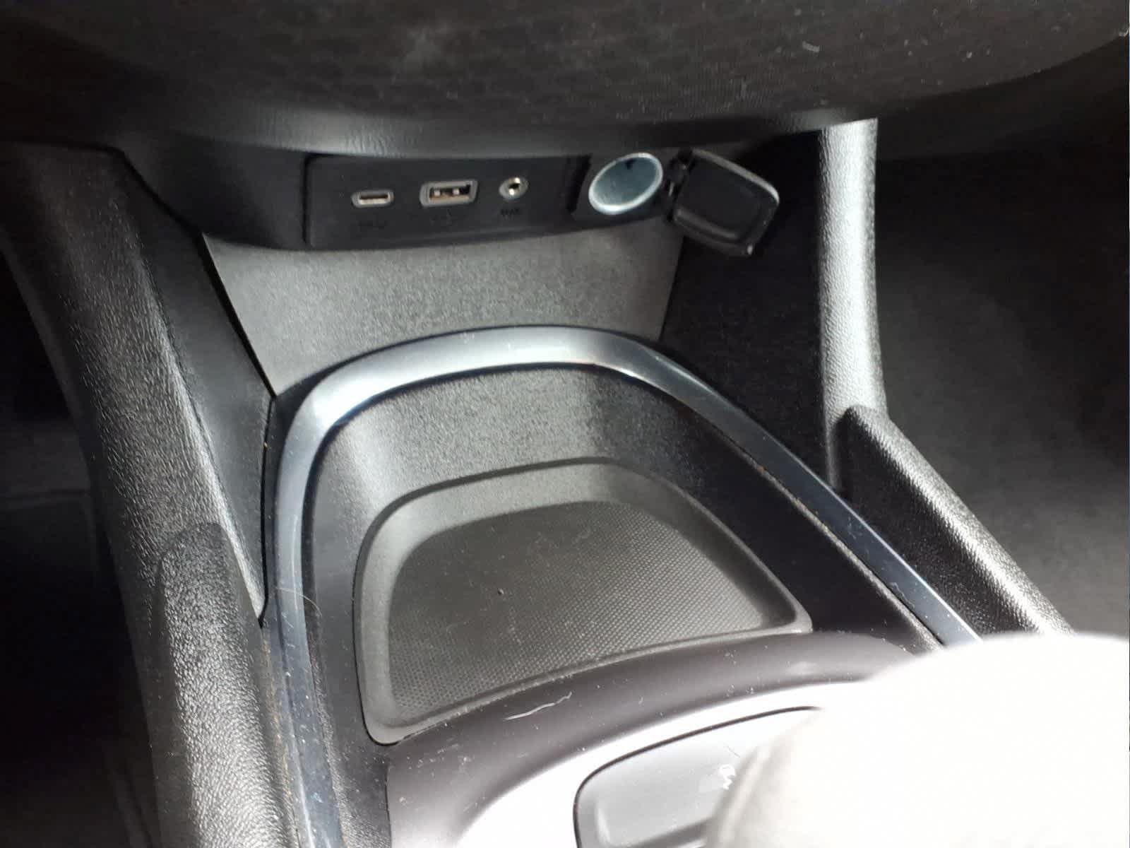 Used 2023 Chevrolet Malibu LT FWD image 22