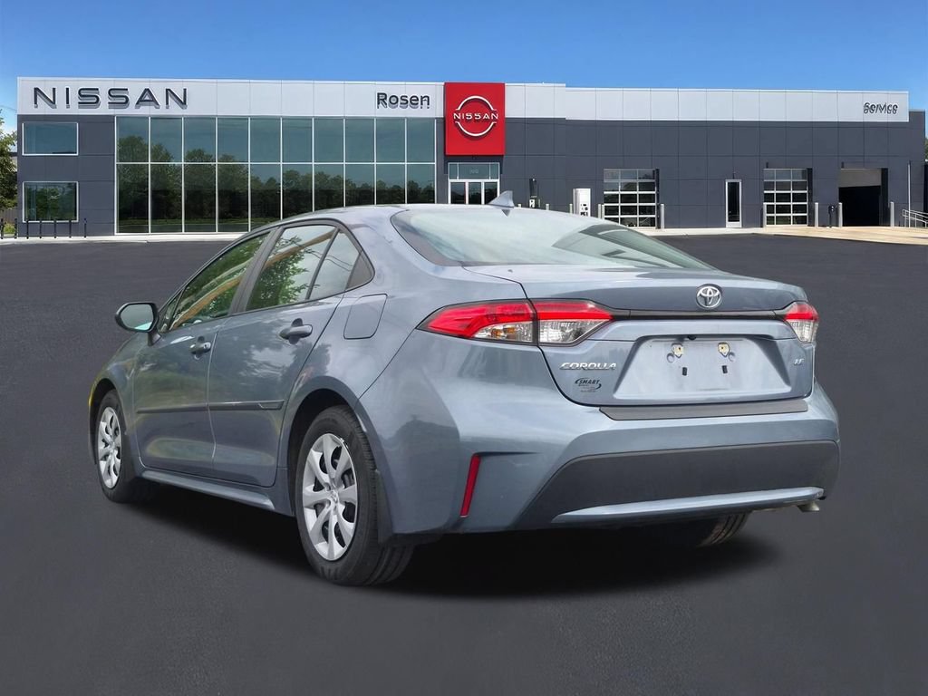 Used 2022 Toyota Corolla LE FWD image 5