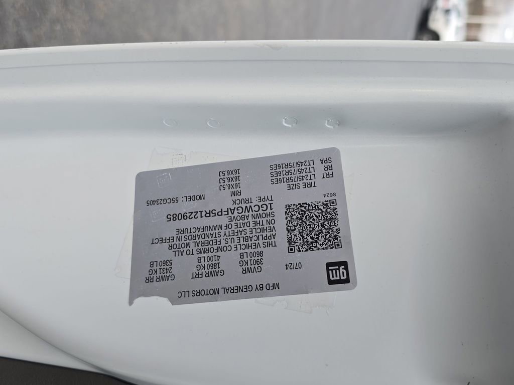 Used 2024 Chevrolet Express 2500 w/ Driver Convenience Package image 29