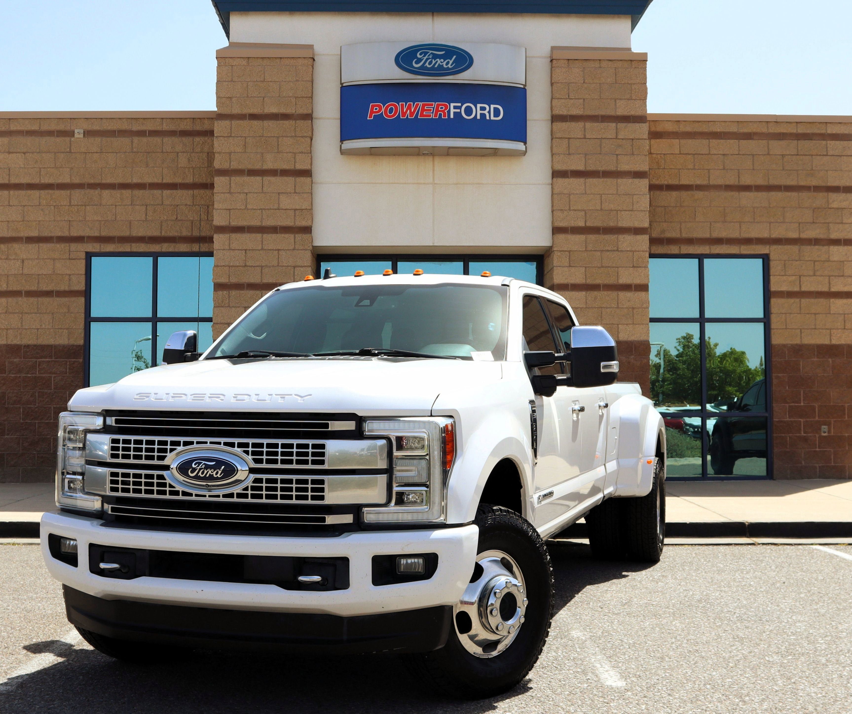 Used 2019 Ford F350 Platinum w/ Platinum Ultimate Package AWD/4WD image 2