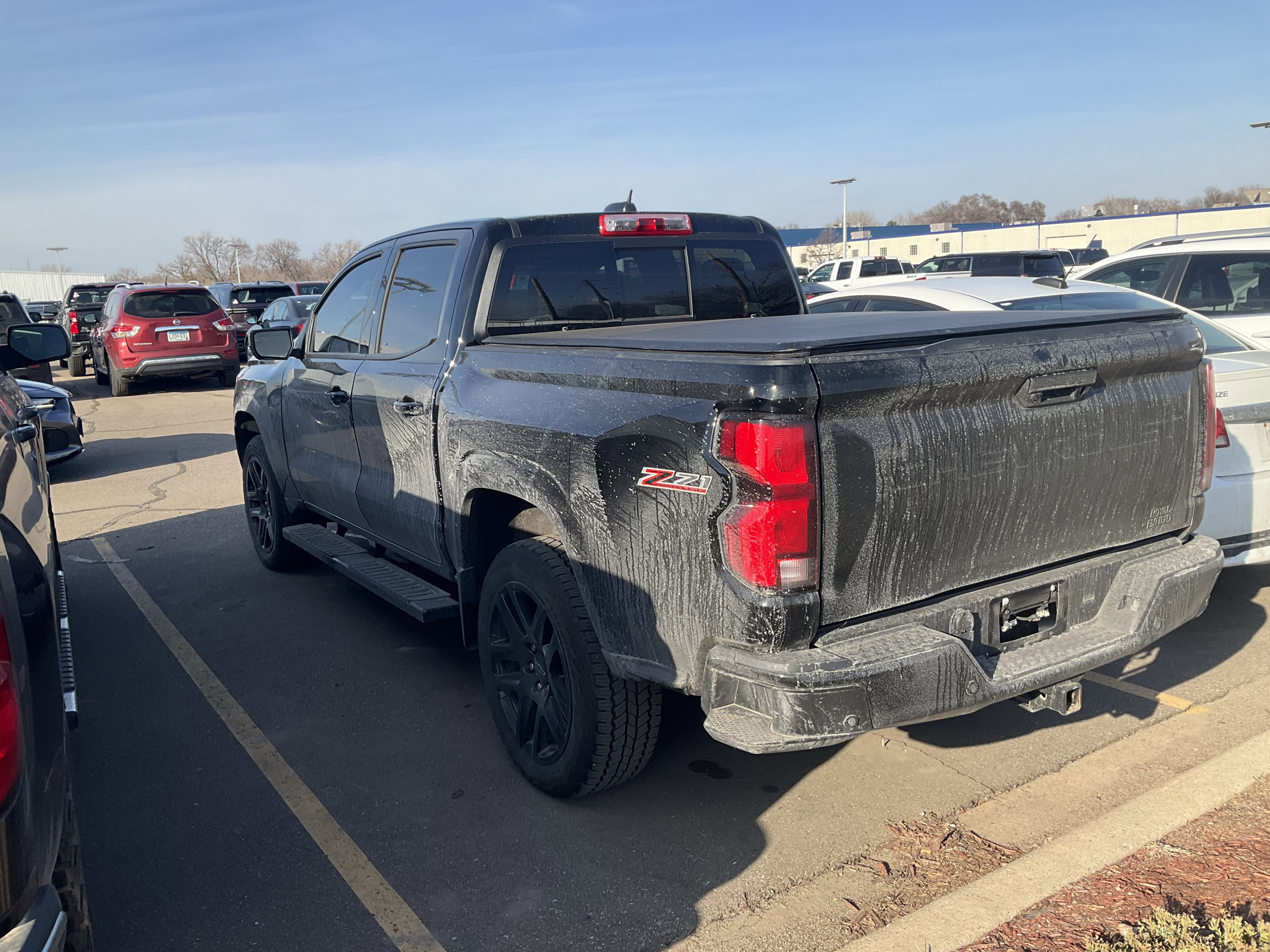 Certified 2025 Chevrolet Colorado Z71 w/ Technology Package AWD/4WD image 4