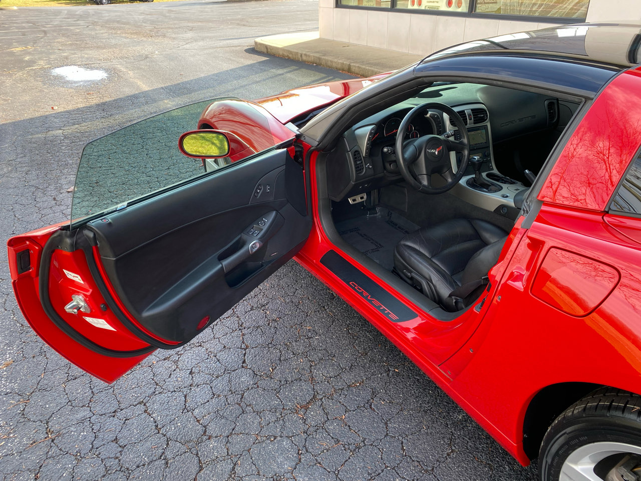 Used 2005 Chevrolet Corvette Coupe w/ Preferred Equipment Group image 10