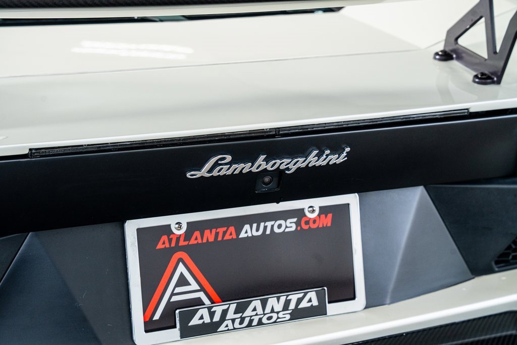 Used 2017 Lamborghini Aventador S image 32