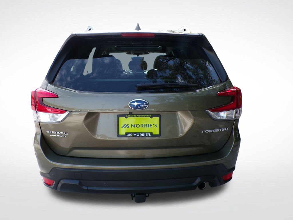 Used 2023 Subaru Forester Limited AWD/4WD image 5