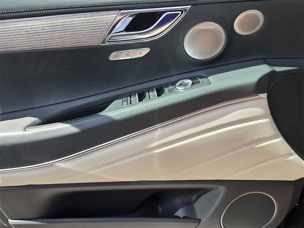 New 2025 Genesis GV80 3.5T Advanced image 13