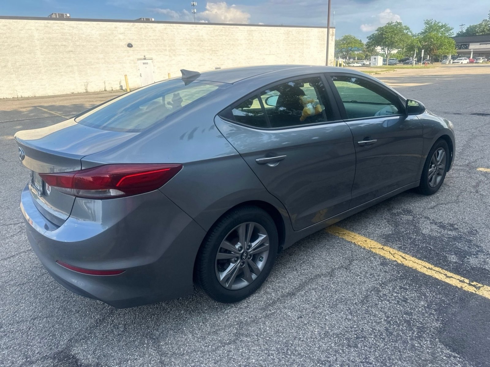 Used 2018 Hyundai Elantra Value Edition w/ Cargo Package FWD image 21
