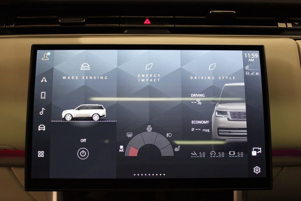 Certified 2023 Land Rover Range Rover SE image 33