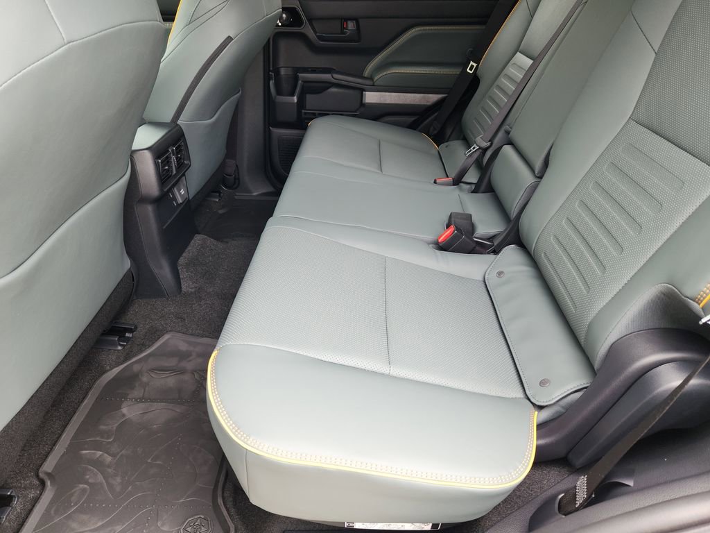 New 2026 Toyota 4Runner Trailhunter AWD/4WD image 21