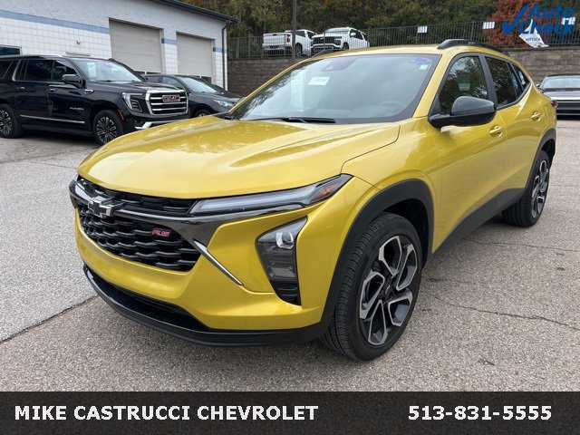 Used 2025 Chevrolet Trax RS w/ Sunroof Package