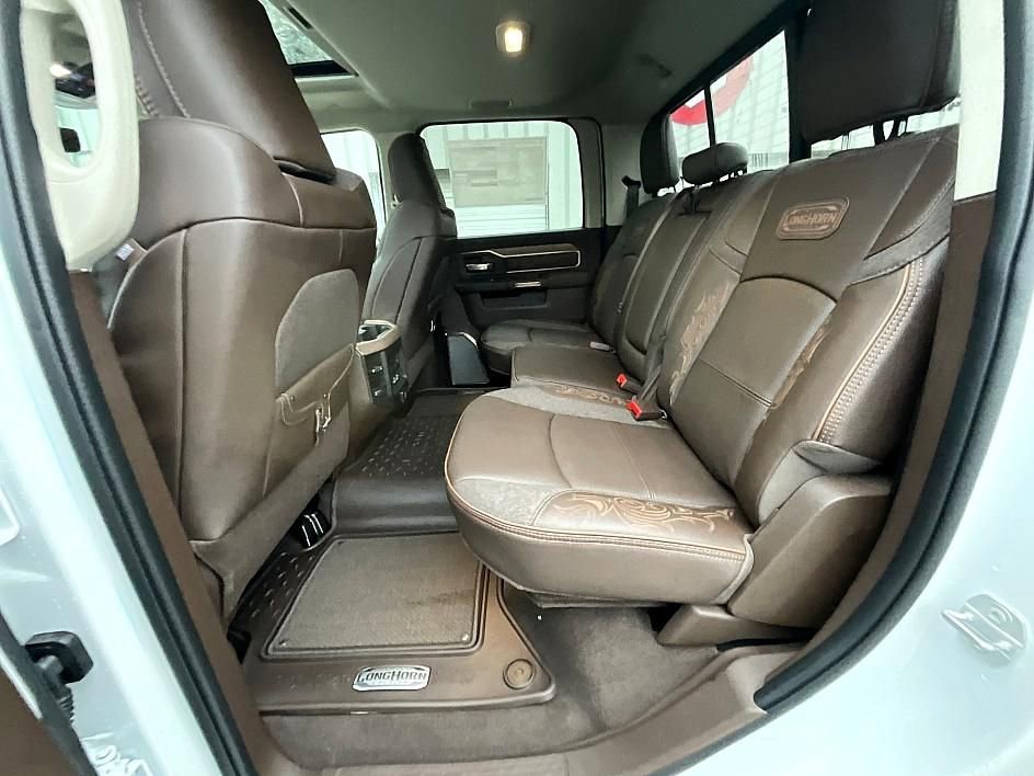 New 2026 RAM 3500 Longhorn image 31