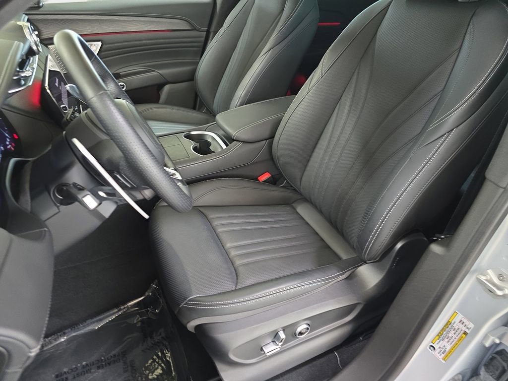 Used 2025 Maserati Grecale Modena AWD/4WD image 17