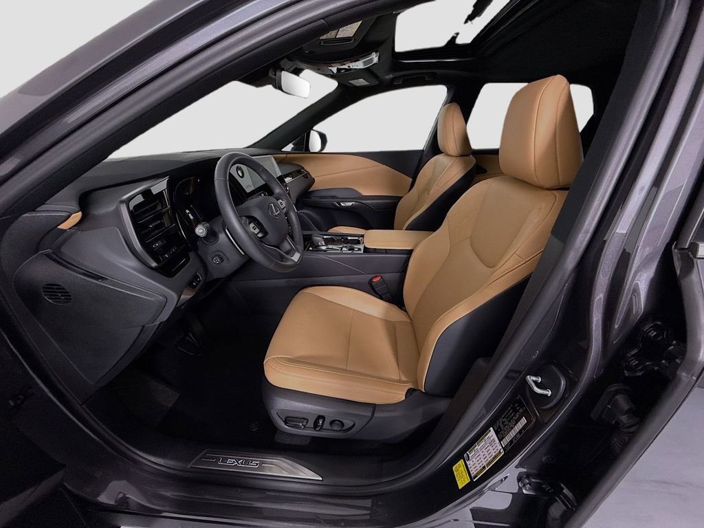 Used 2025 Lexus RX 350 FWD w/ Accessory Package image 19