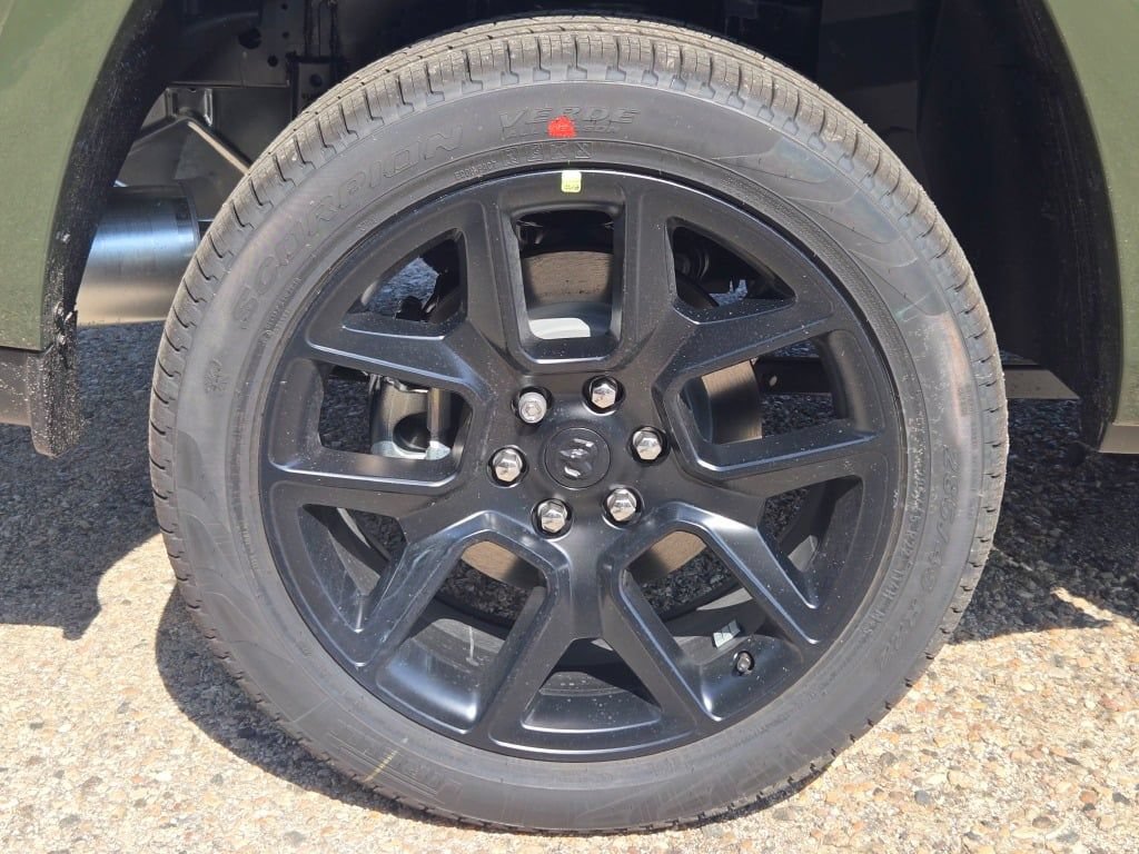 New 2027 RAM 1500 Laramie w/ Night Edition AWD/4WD image 15