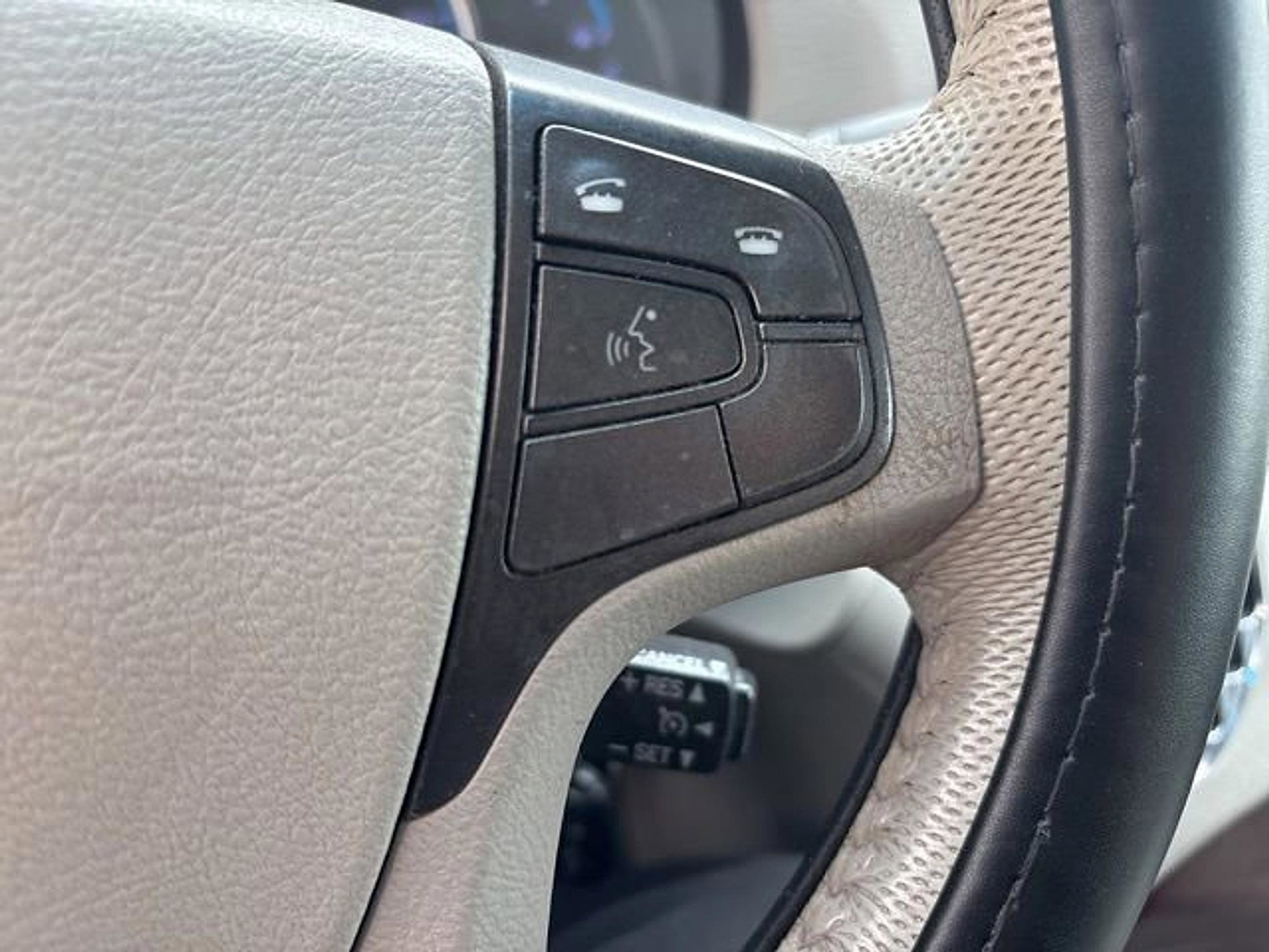 Used 2013 Toyota Sienna XLE FWD image 16