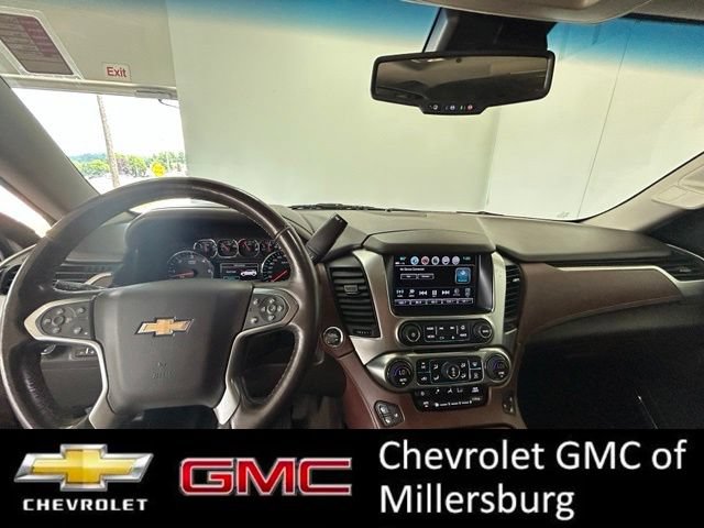Used 2017 Chevrolet Suburban Premier AWD/4WD image 14