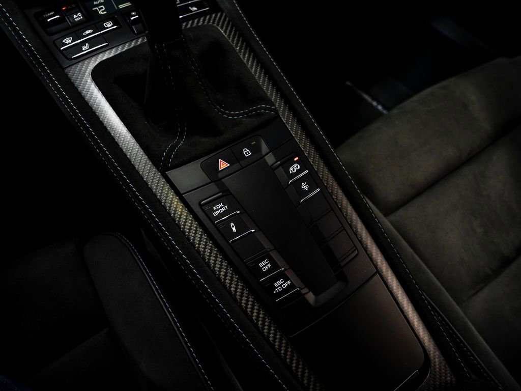 Used 2024 Porsche 718 Cayman GT4 RS image 27