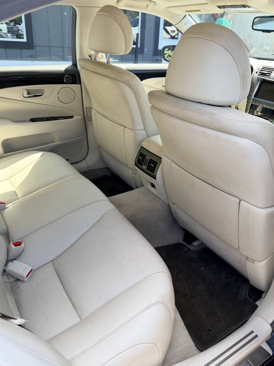 Used 2008 Lexus LS 460 RWD image 6
