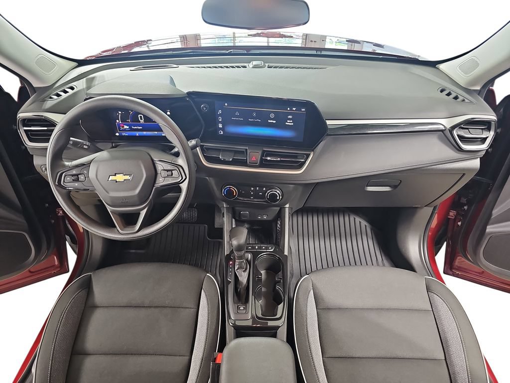 Certified 2025 Chevrolet TrailBlazer LS w/ LS Convenience Package FWD image 11