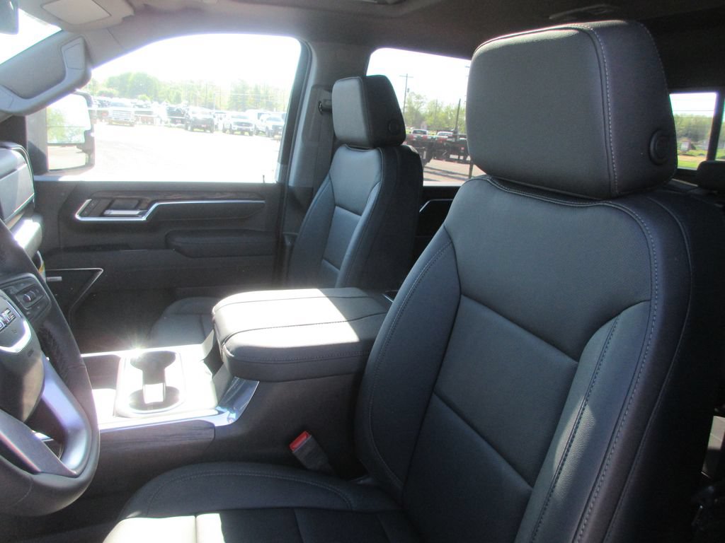 New 2026 GMC Sierra 2500 SLT w/ SLT Premium Package AWD/4WD image 14