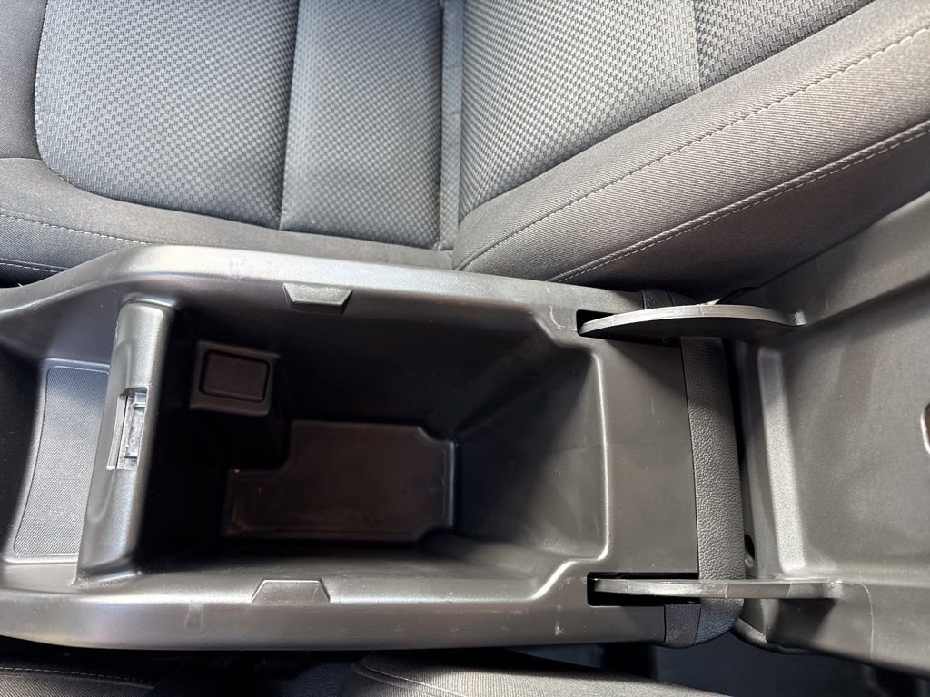 Used 2022 Chevrolet Colorado LT w/ Fleet Safety Package image 23