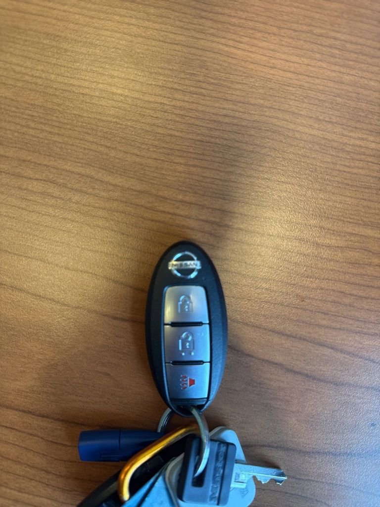 Used 2020 Nissan Frontier SV image 28