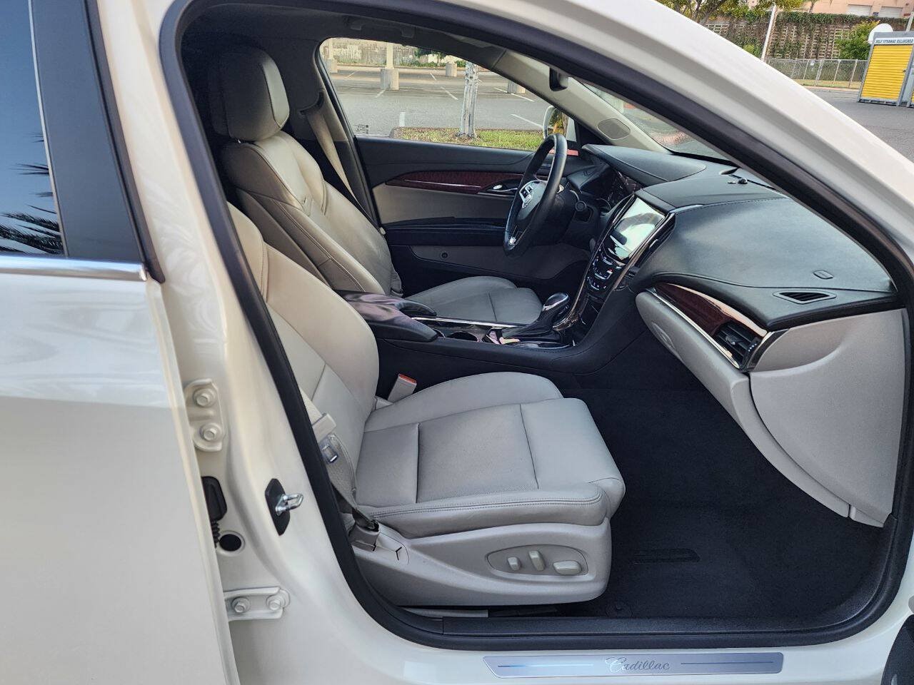 Used 2013 Cadillac ATS Luxury w/ Cold Weather Package RWD image 29