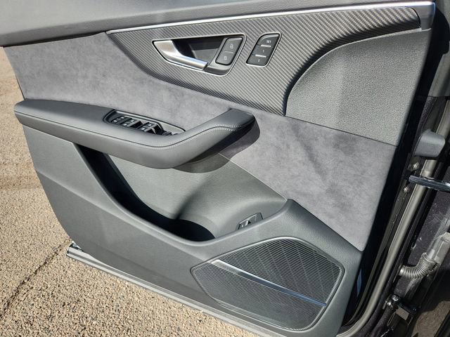 New 2026 Audi SQ7 Premium Plus AWD/4WD image 21