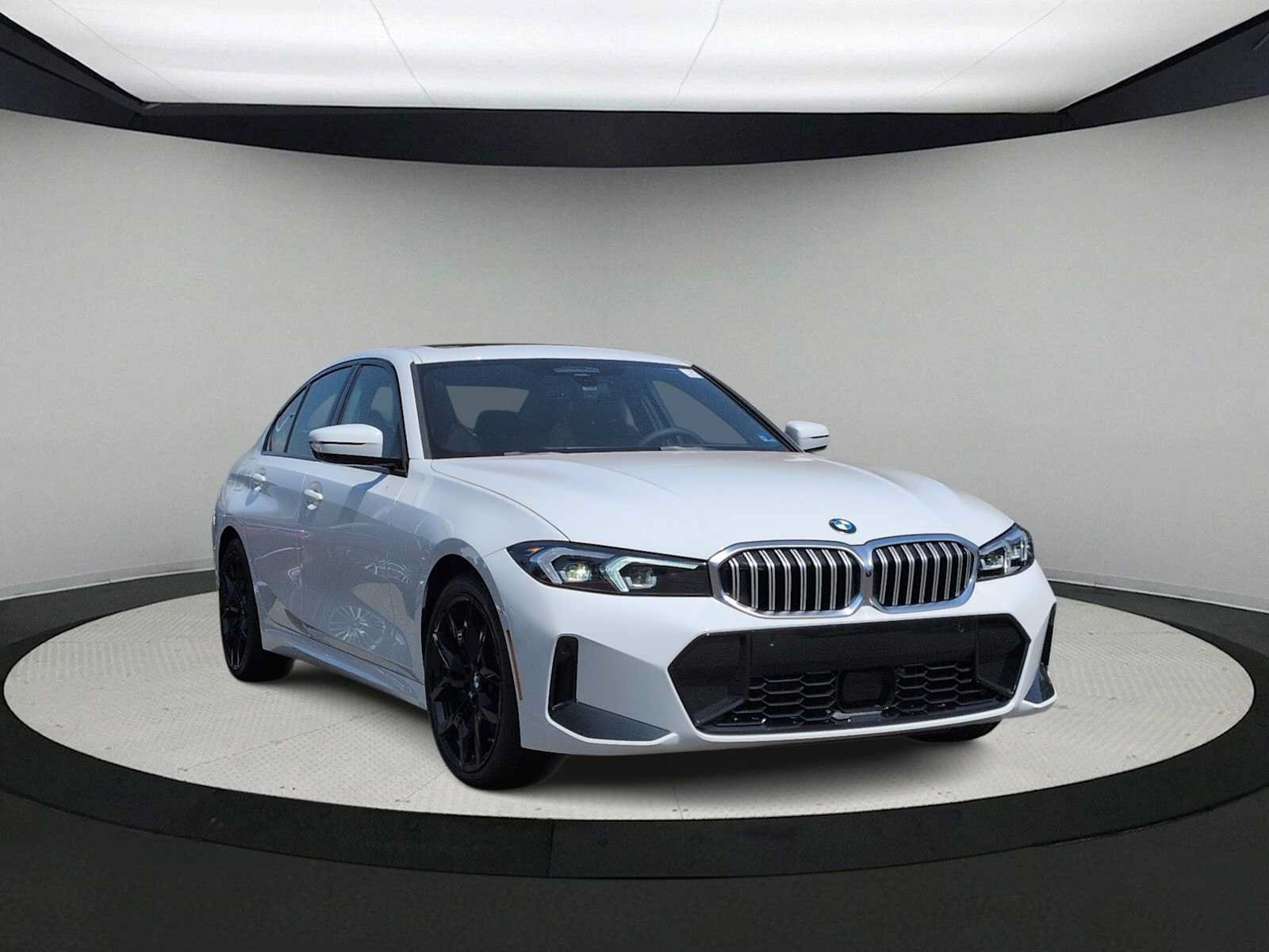 New 2026 BMW 330i xDrive Sedan w/ M Sport Package AWD/4WD image 2