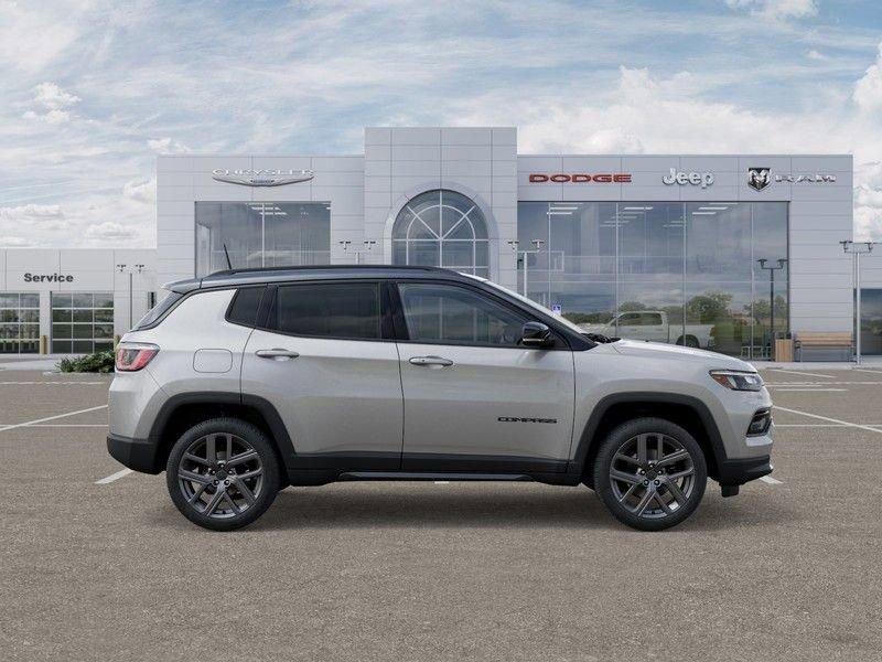 New 2026 Jeep Compass Limited image 21