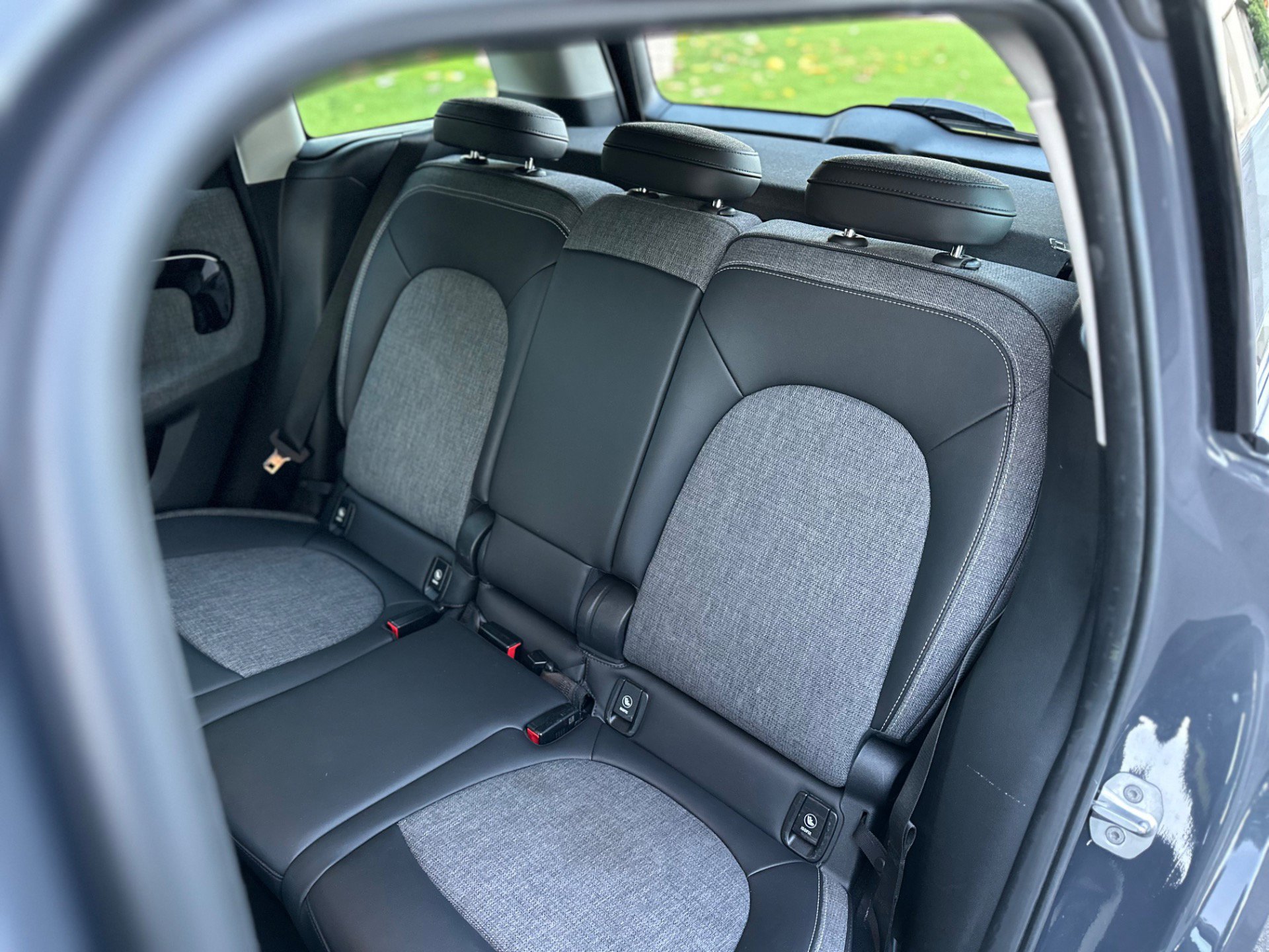 Used 2020 MINI Cooper Countryman S w/ Storage Package image 36