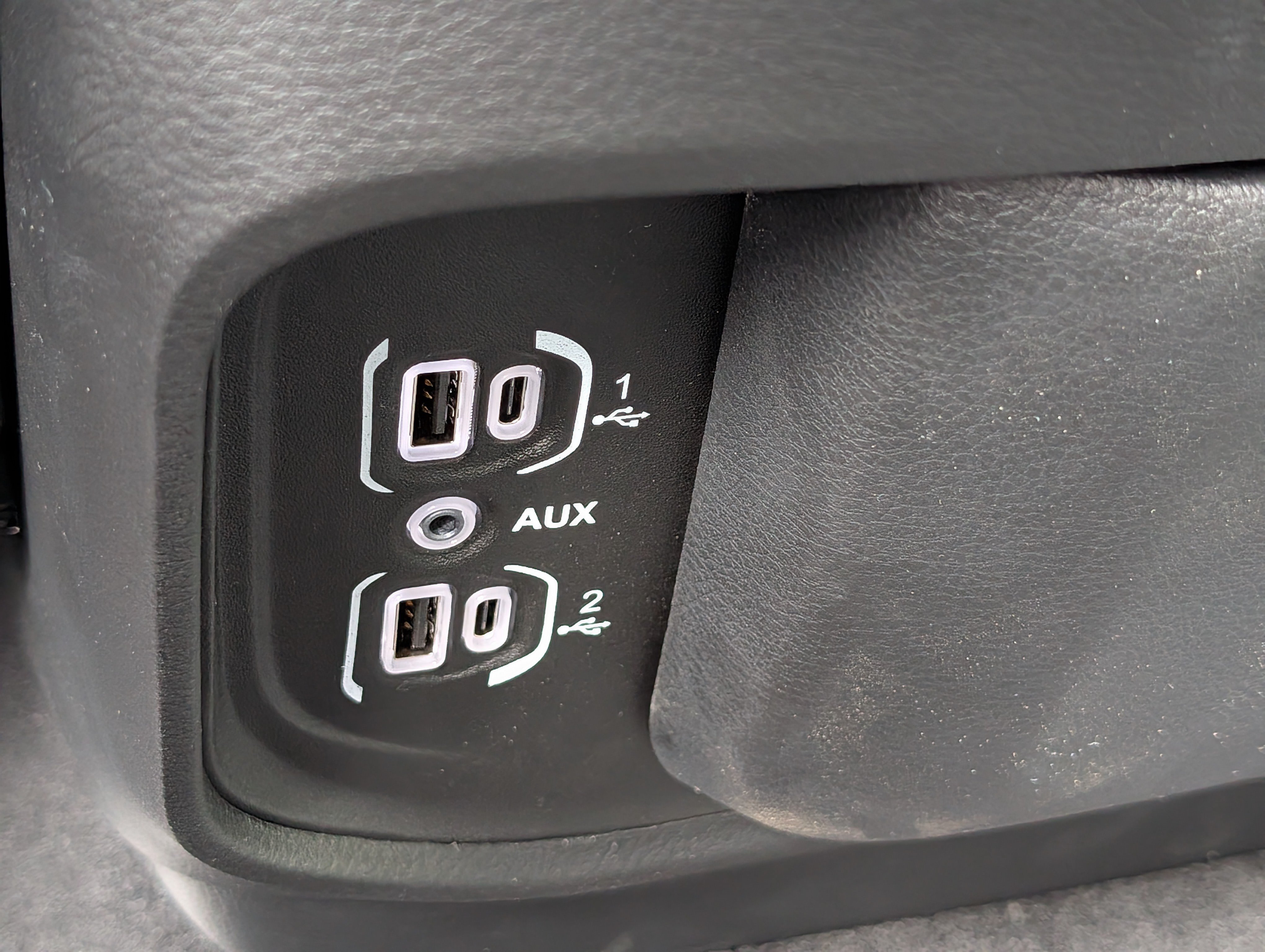 New 2025 RAM 1500 Tradesman w/ Night Edition AWD/4WD image 20