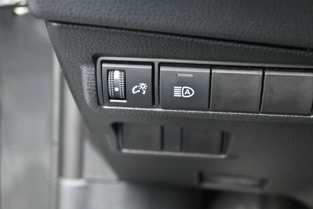 Certified 2025 Toyota Corolla Cross XLE AWD/4WD image 14
