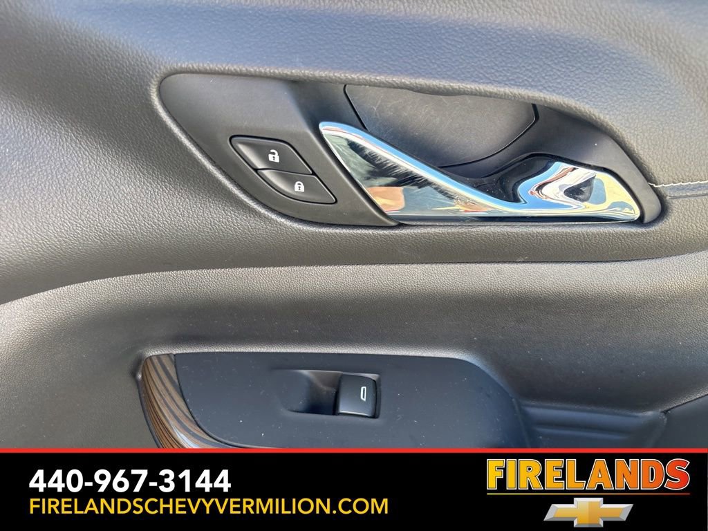 Certified 2023 GMC Acadia SLE w/ Driver Convenience Package image 29