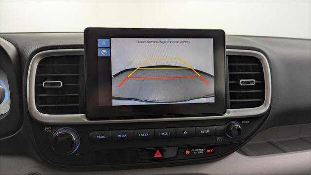 Used 2026 Hyundai Venue SEL FWD image 29