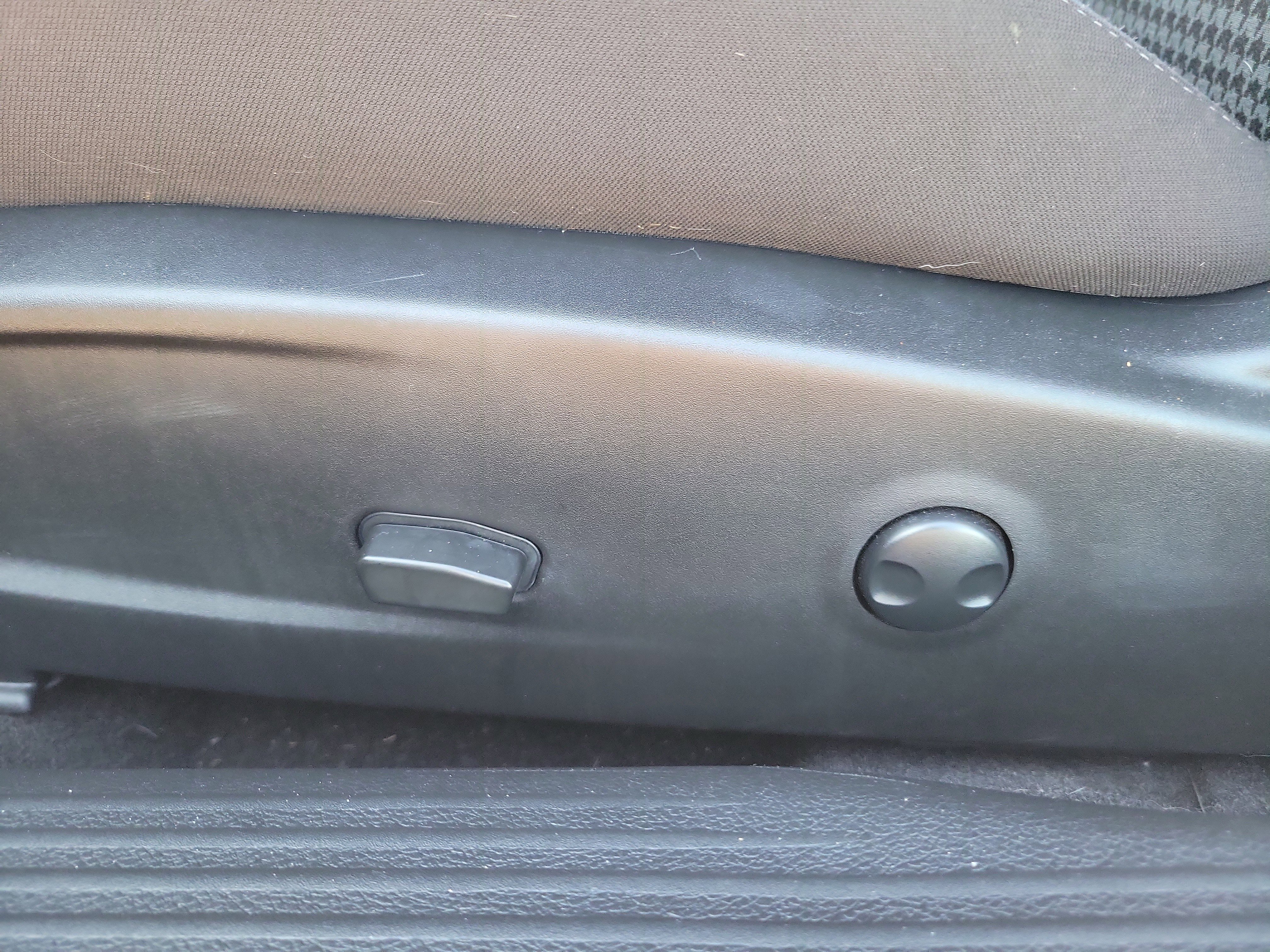 Used 2023 Dodge Challenger GT w/ Blacktop Package image 18