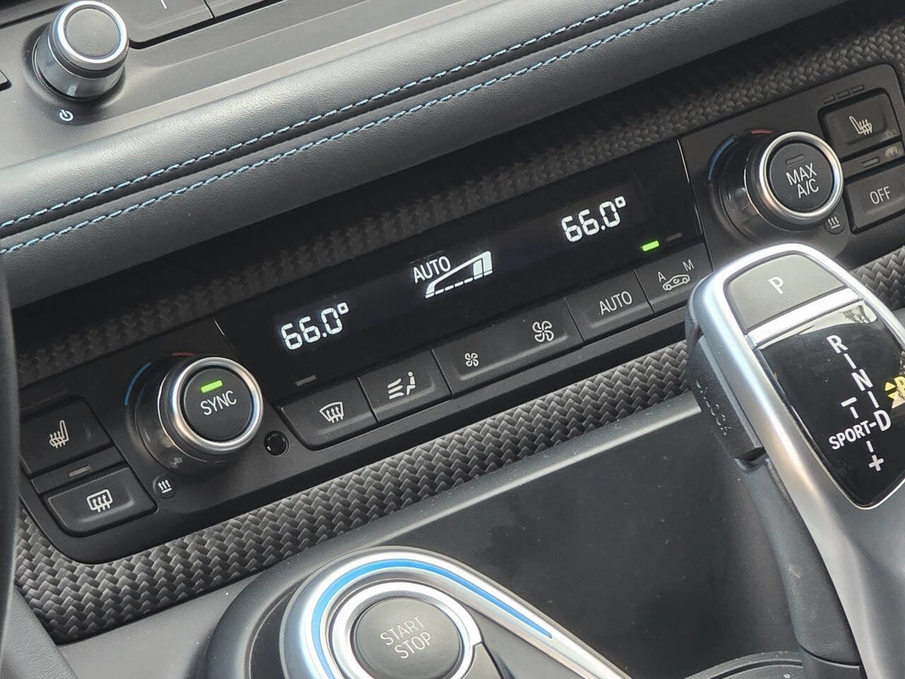 Used 2019 BMW i8 Coupe image 19