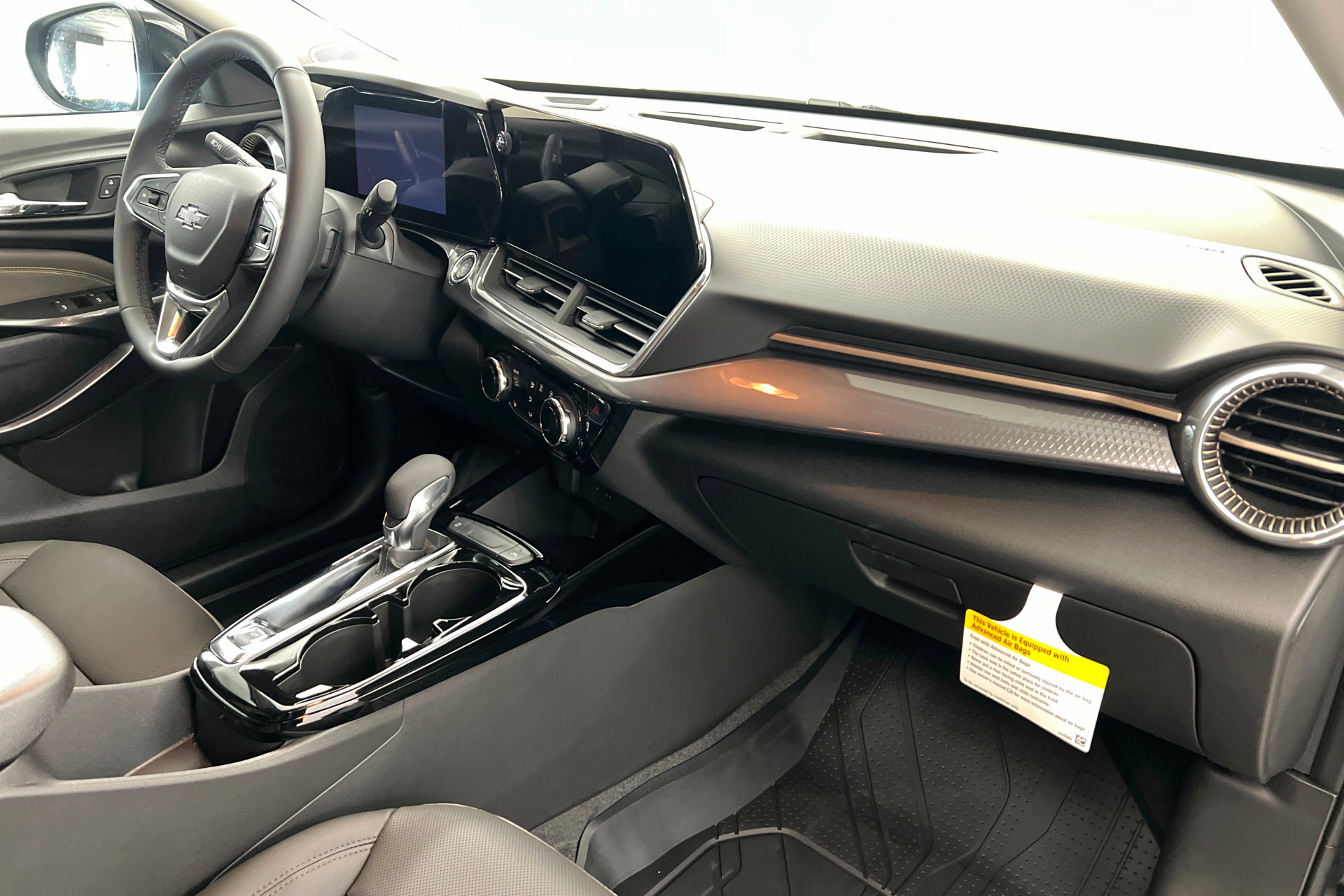 New 2026 Chevrolet Trax ACTIV w/ Driver Confidence Package image 25