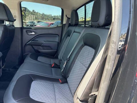 Used 2018 Chevrolet Colorado Z71 w/ LPO, Premium Interior Package AWD/4WD image 17