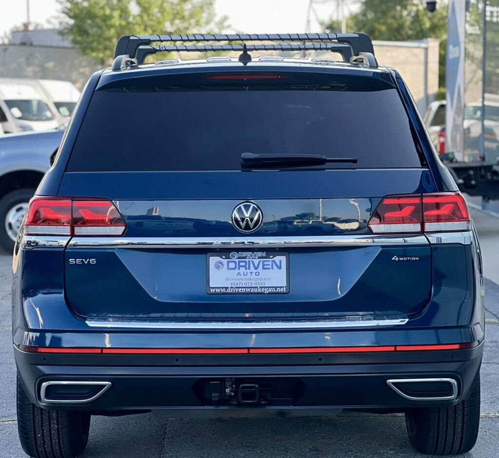 Used 2023 Volkswagen Atlas SE AWD/4WD image 4