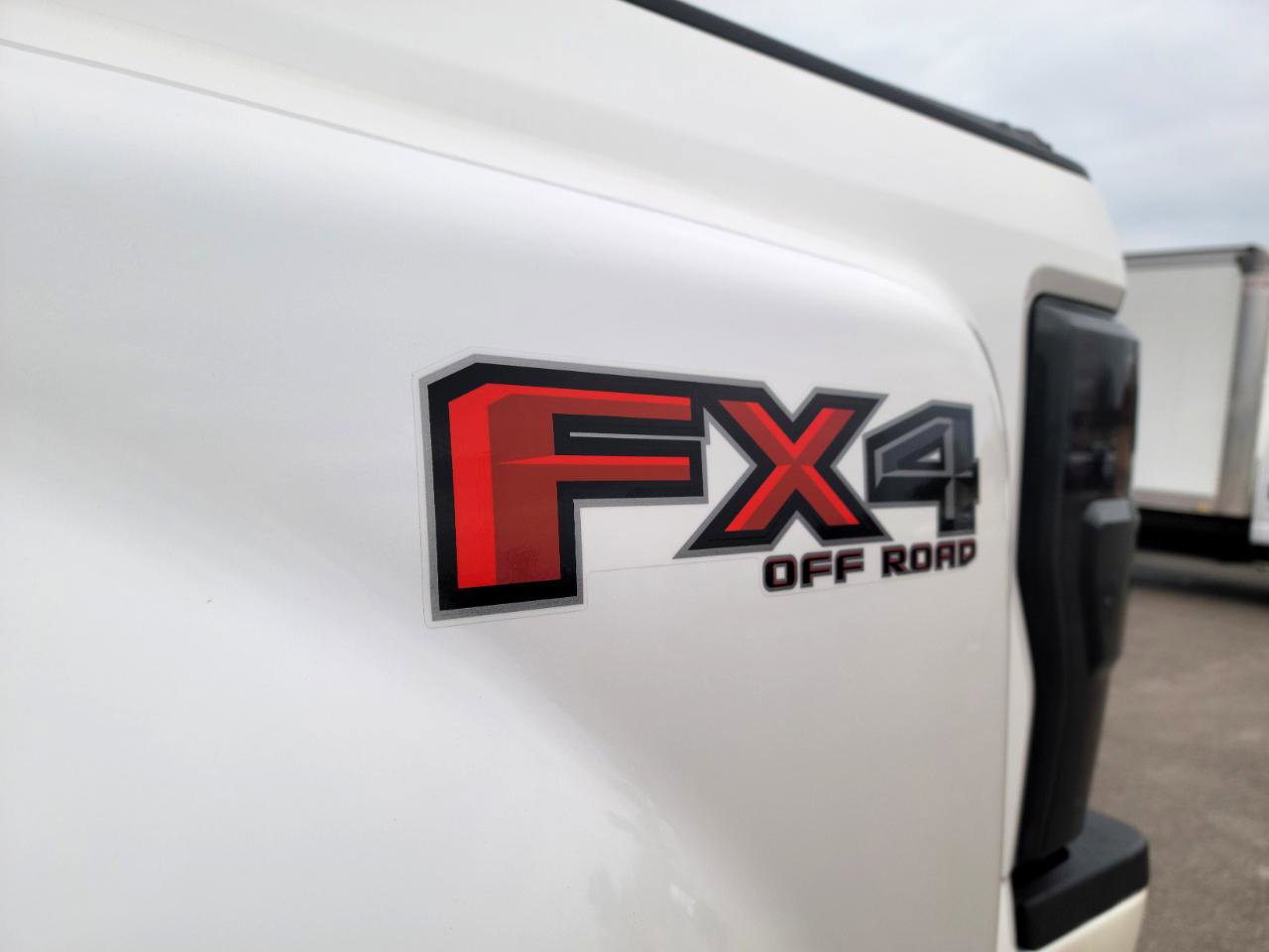 Used 2017 Ford F450 Platinum w/ Platinum Ultimate Package AWD/4WD image 15