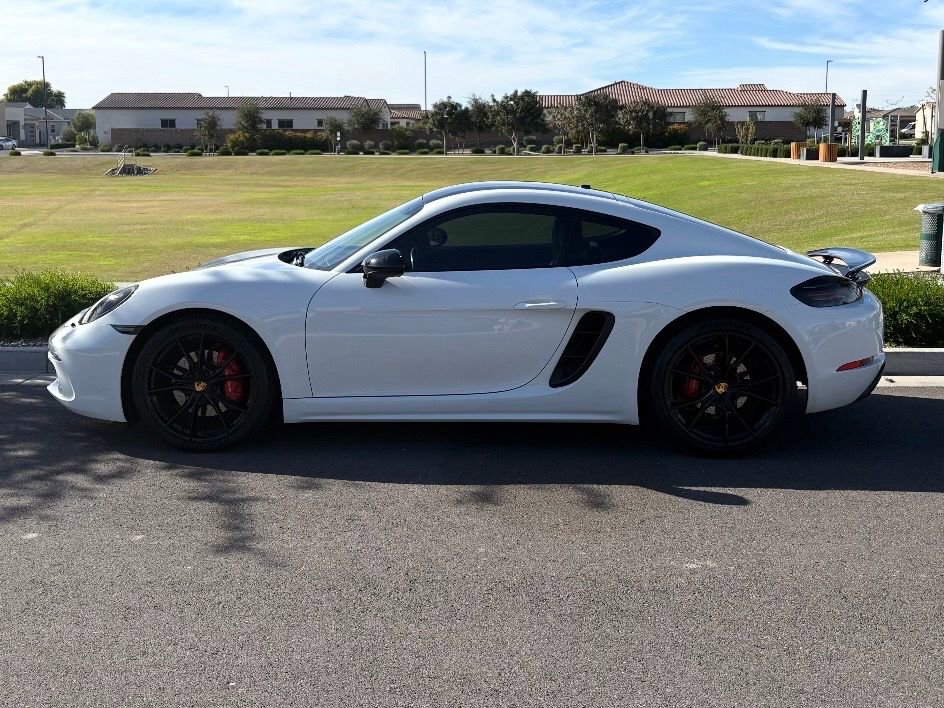Used 2017 Porsche 718 Cayman S RWD image 9