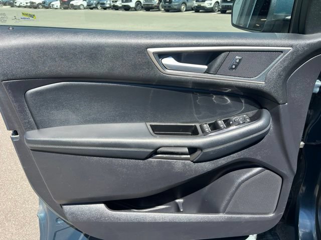 Used 2019 Ford Edge SEL w/ Equipment Group 201A AWD/4WD image 21