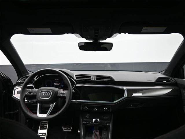 Certified 2025 Audi Q3 2.0T Premium Plus image 28