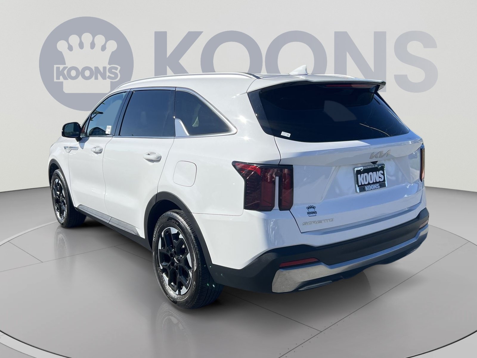Used 2025 Kia Sorento S FWD image 4