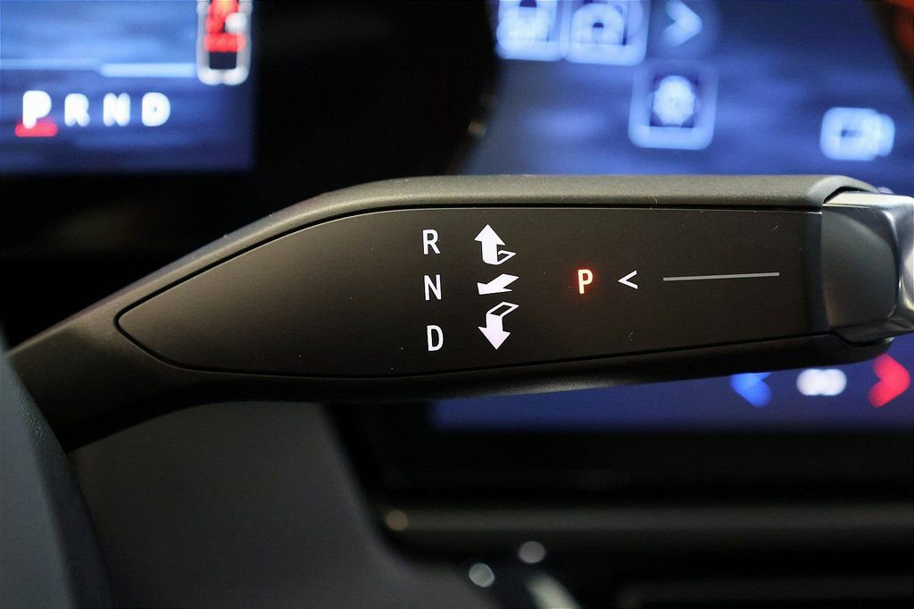 New 2026 Chevrolet Equinox EV RS image 40