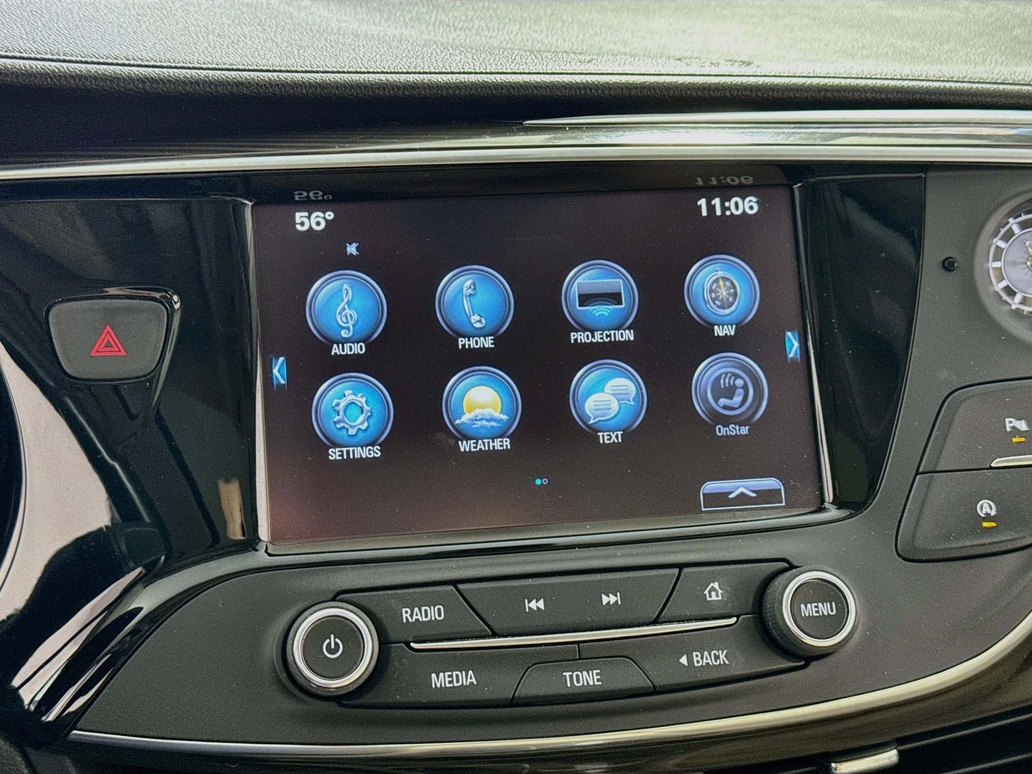 Used 2019 Buick Envision Essence w/ LPO, Active Package AWD/4WD image 16