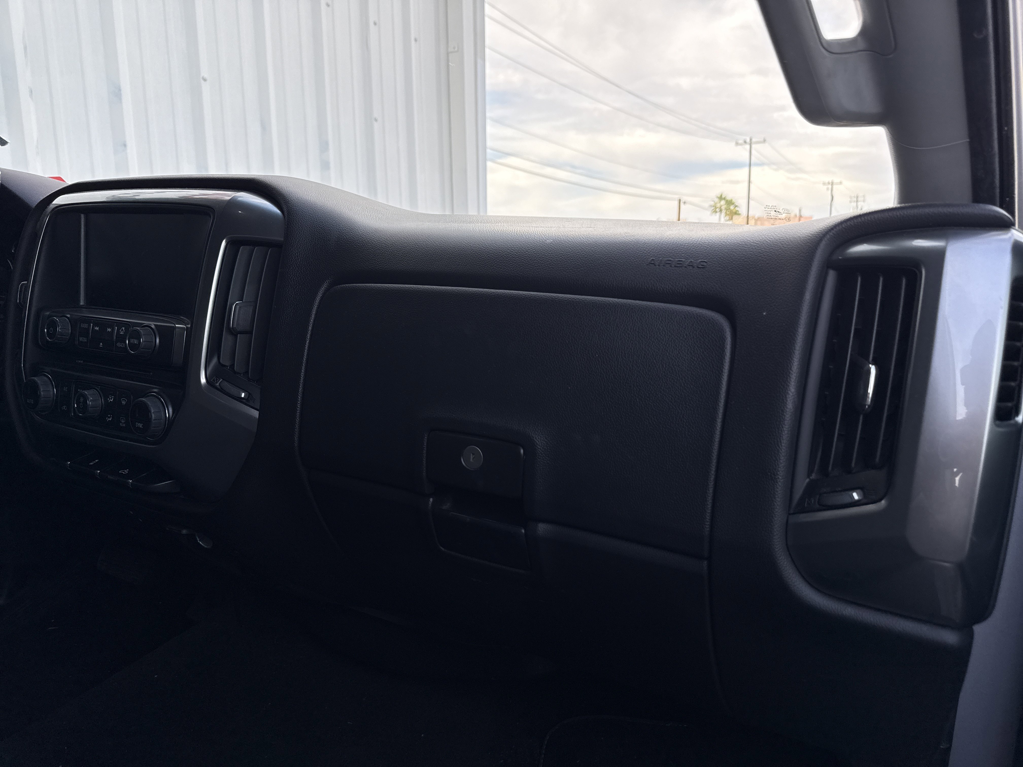 Used 2018 Chevrolet Silverado 1500 LT w/ All Star Edition image 27