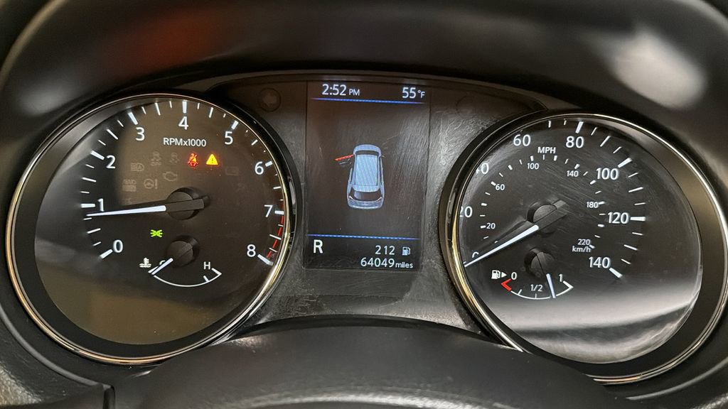 Used 2020 Nissan Rogue SV image 32