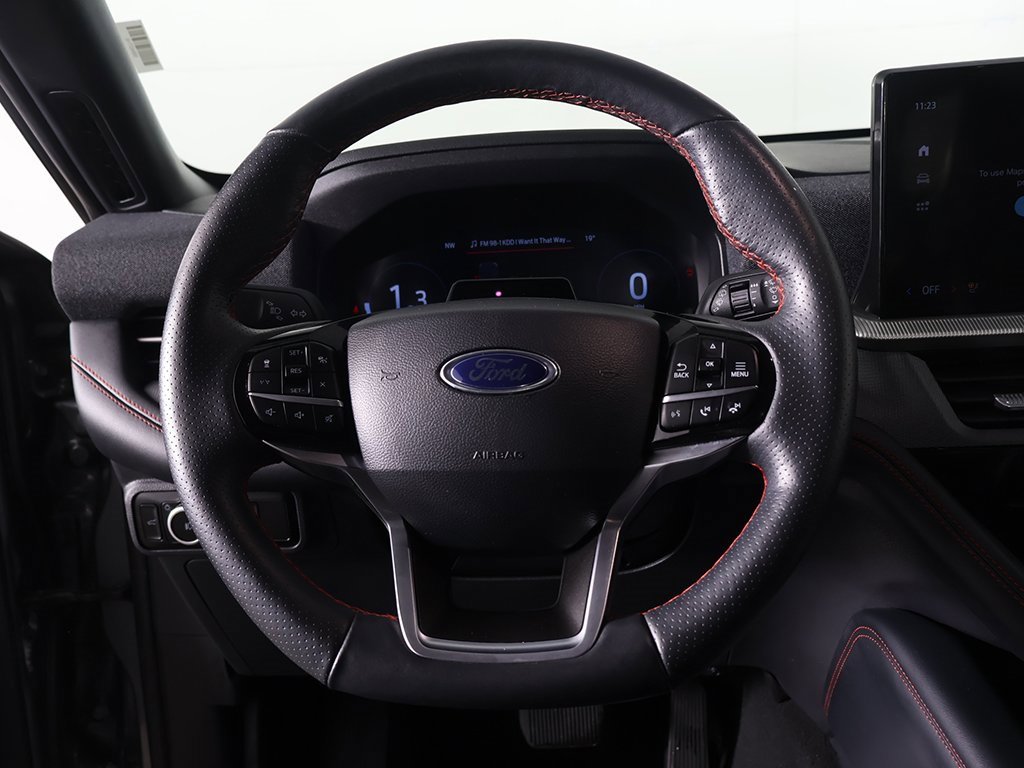 Used 2025 Ford Explorer ST-Line w/ ST-Line Street Pack image 41