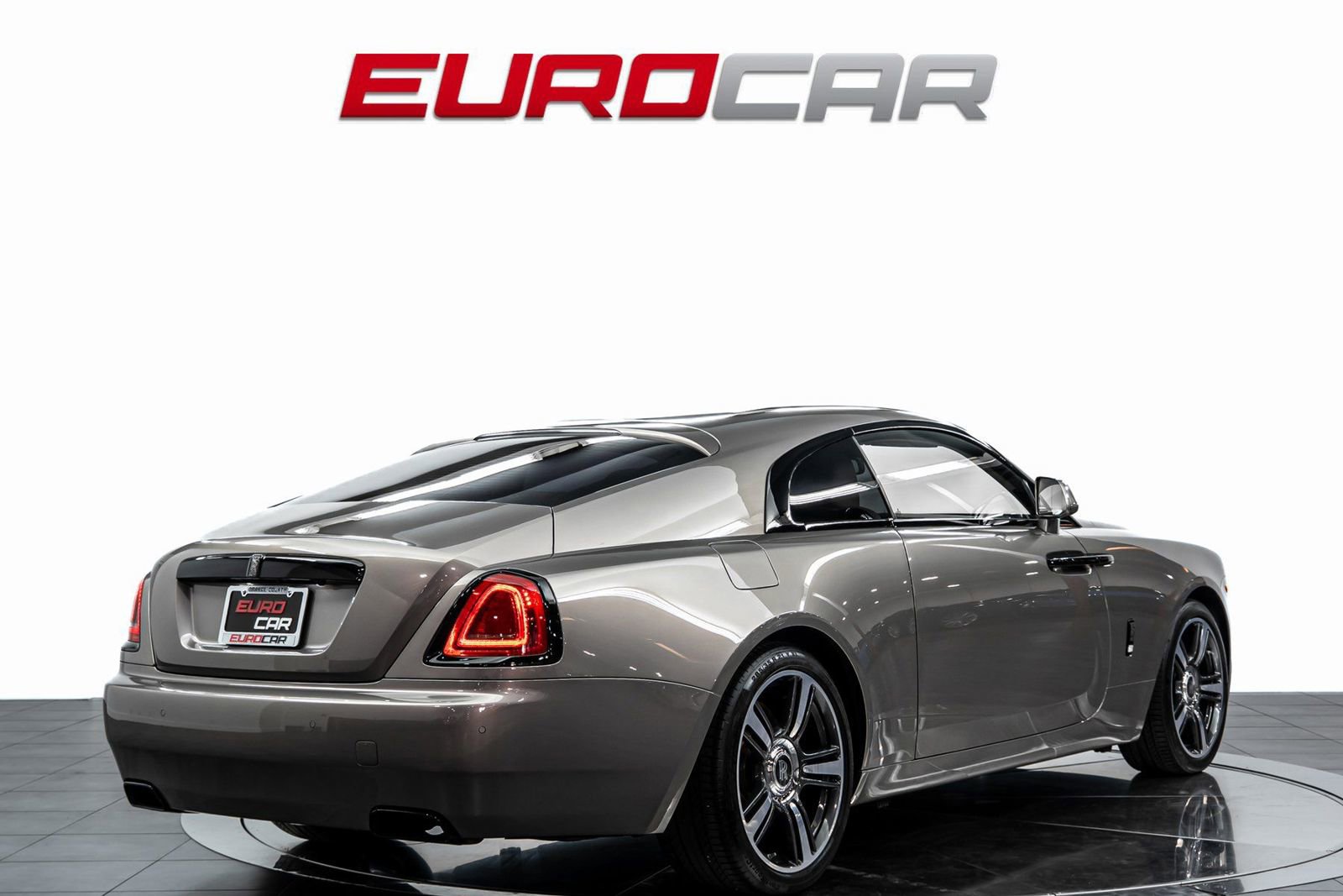Used 2015 Rolls-Royce Wraith image 5